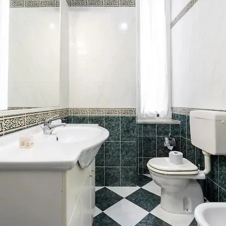 Lägenhet San Giusto's Clock Storico