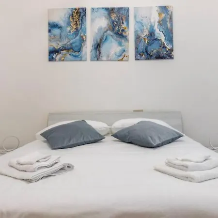 San Giusto's Clock Storico شقة